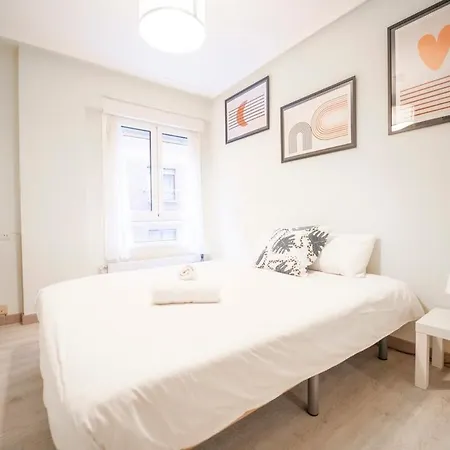 Daire Avenida De Castilla *