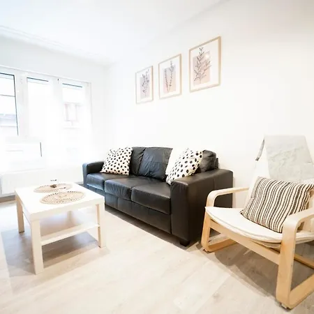 Daire Avenida De Castilla *